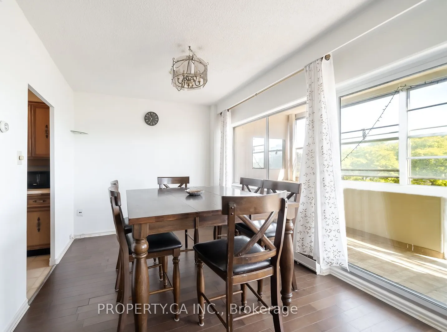 2 bed, $2,500 — Photo 4