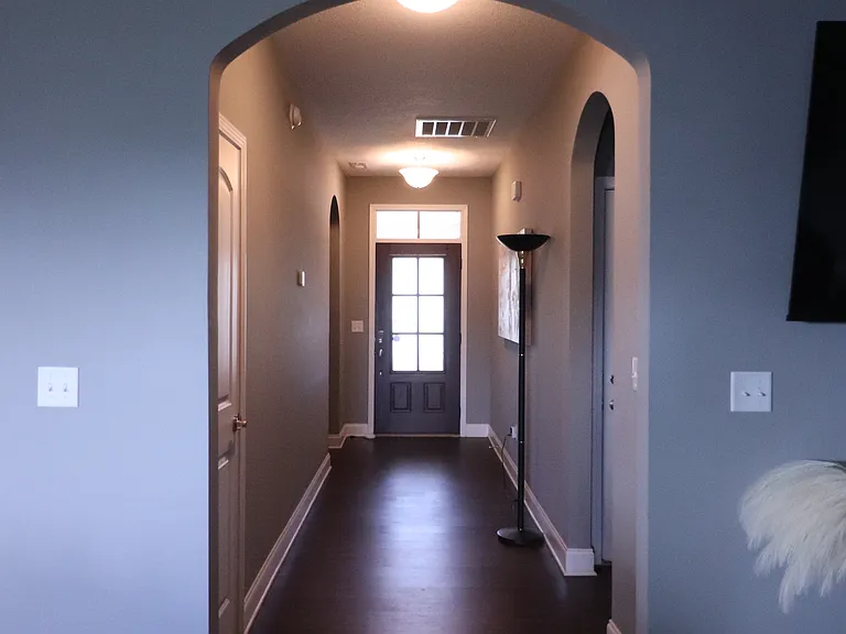 2162 Frewin Ct — Photo 7