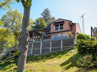 38 Deep Lk, Brooklyn, MI 49230