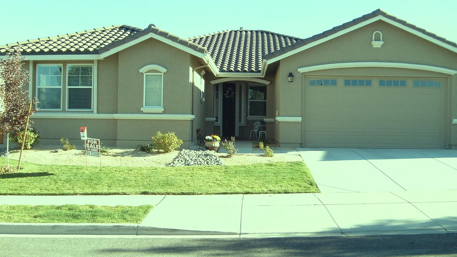 7044 Cassiopeia Ct photo 1