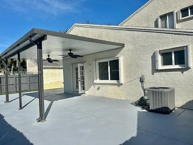 19853 NW 64th Pl — Photo 24