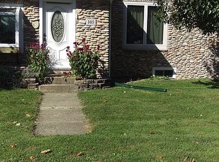 105 E Collins St, Laotto, IN 46763