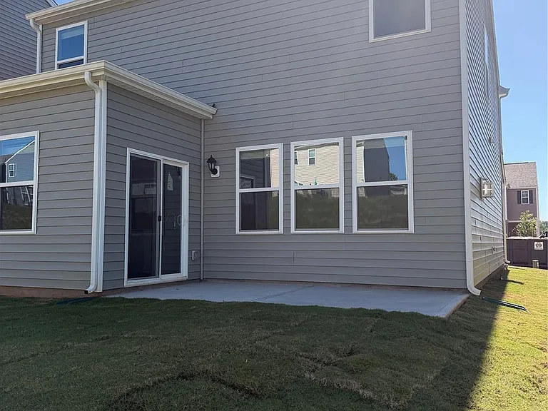 655 13th Avenue Dr NE — Photo 22
