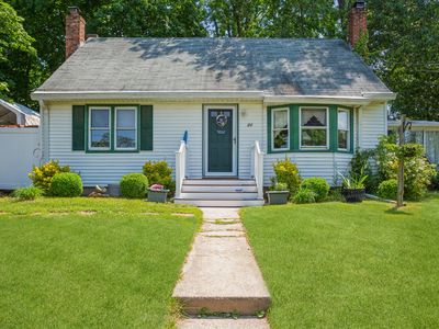 21 Cedar Ave, Sound Beach, NY, 11789