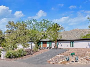 824 Twin Hills Dr, El Paso, TX 79912