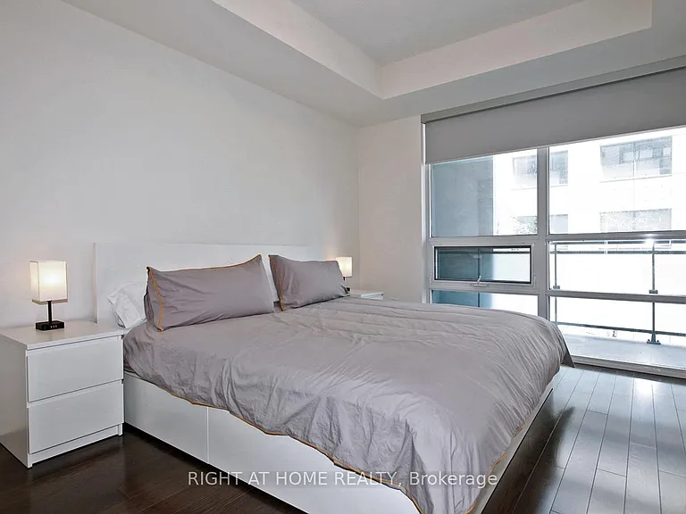 460 Adelaide St E #525 — Photo 15
