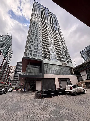 19 Bathurst St #712 Photo 1