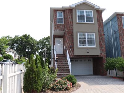 8905 Grand Ave, North Bergen, NJ, 07047