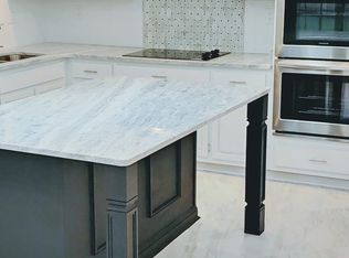 5587 Ashley Sq S, Memphis, TN 38120