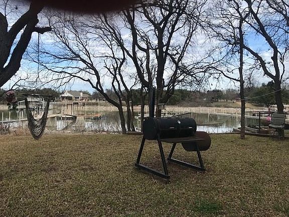 4th image of 7800 Bay Oaks Dr
