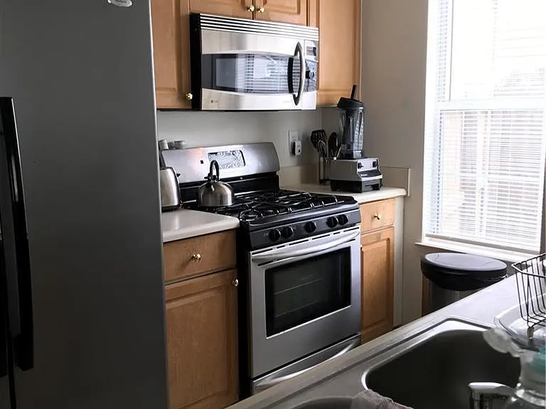 3753 Mays Xing SW — Photo 5