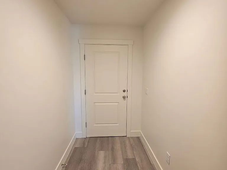 5885 S Challenger Way — Photo 4