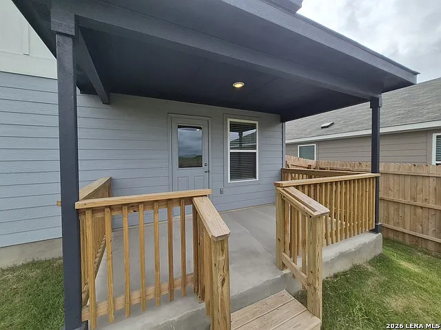 942 Bluegrass Point — Photo 34