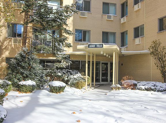 2nd image of 1040 Erie St APT 210