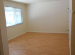 5820 Newman Ct APT 13, Sacramento, CA 95819