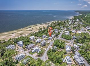 300 Gull Wing Way St, Sopchoppy, FL 32358