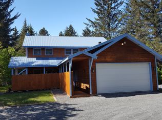 33575 Nashwood Ave, Seward, AK 99664