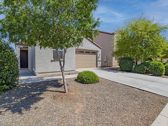 5th image of 1074 W LOWELL Drive