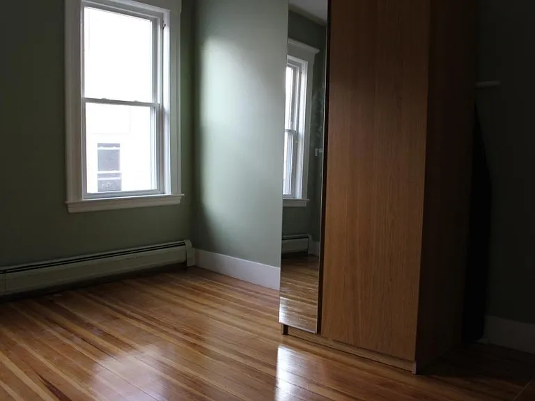 139 Langdon Ave #1 — Photo 11