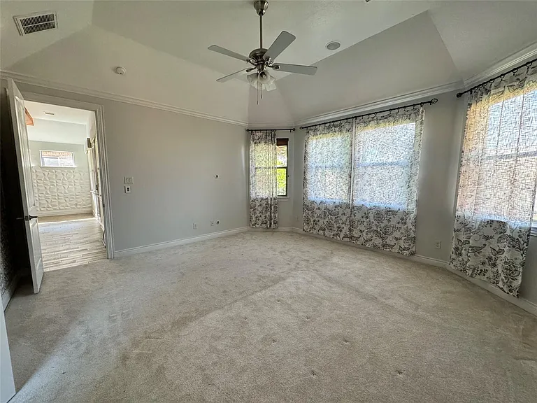 2019 Wild Peregrine Cir — Photo 15