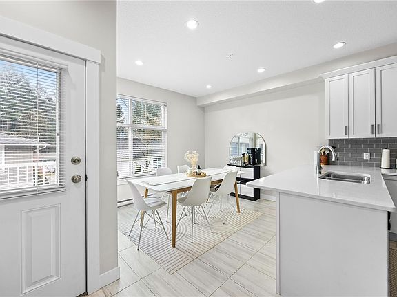 5th image of 6057 Doumont Rd #135
