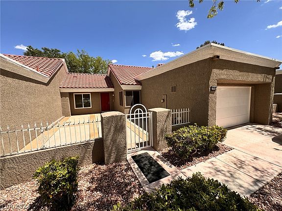 2nd image of 2704 Glencliff Dr