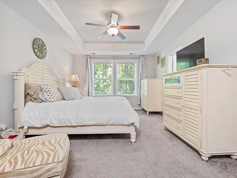 329 Sonoma Dr — Photo 12