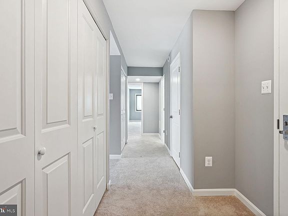 4th image of 200 N Pickett St APT 505
