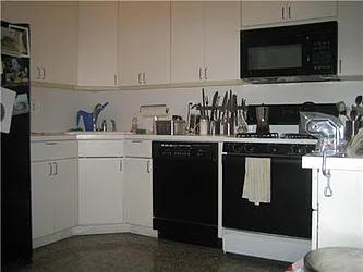 Rented by Manhattan Property Group