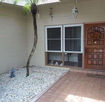 4th image of 332 89th Ave NE