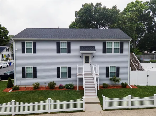 71 Morris Ave, Pawtucket, RI 02860