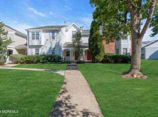 72 Tulip Ln, Freehold, NJ 07728