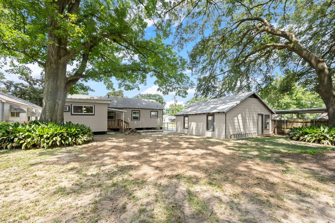 next background image