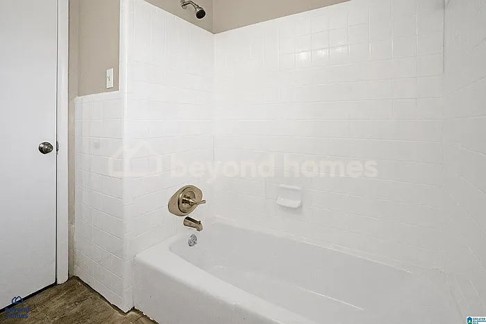 4012 Hazelwood Rd — Photo 18