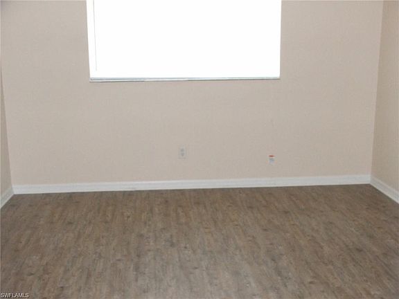 4th image of 338 NE 23rd St