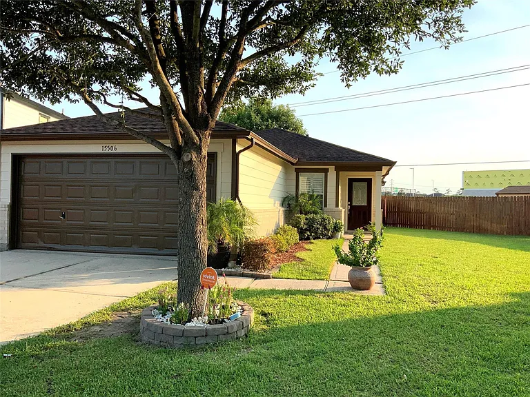 15506 Red Pine Ridge Way — Photo 3