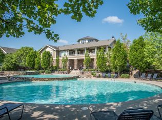 1720 Treetop Dr #1935-206, Charlottesville, VA 22903