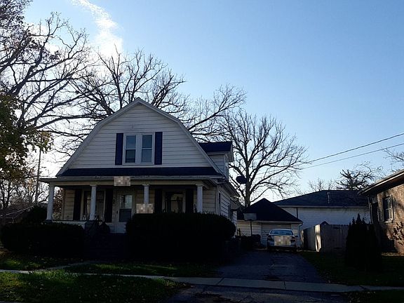 2nd image of 540 E Mason St