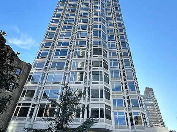 200 East 32nd Street image 16 of 16