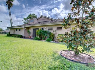6876 Fountains Cir, Lake Worth, FL 33467