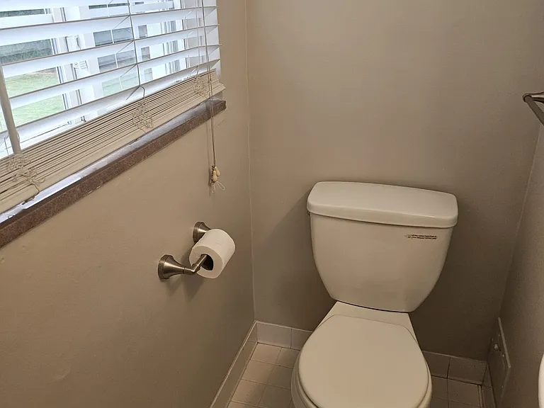 413 N Eton St #1-208-107 — Photo 13