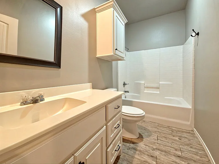 1109 Preston Trl — Photo 11