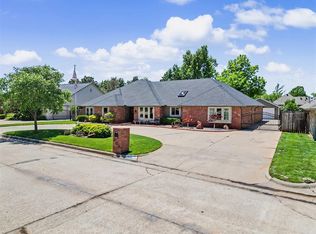 808 Glenridge Dr, Edmond, OK 73013