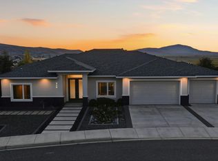340 Northview Loop, West Richland, WA 99353