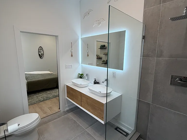 1747 S Meridian St #1747 — Photo 8