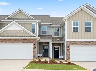 151 Briarwood Ln, Advance, NC 27006