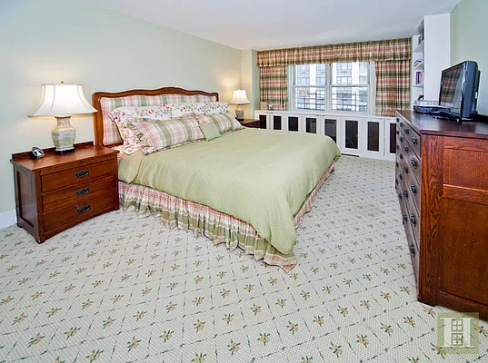 Sold by Halstead Real Estate | media 20