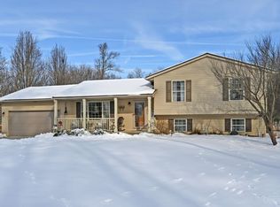 1554 Denny Dr, Amelia, OH 45102