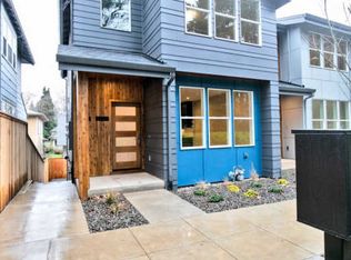 2422 SE Morrison St, Portland, OR 97214