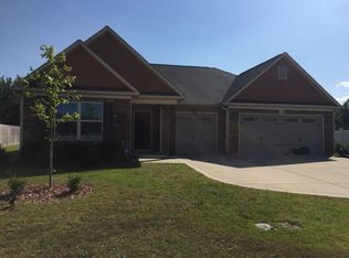 520 Collinwood Dr, Raeford, NC 28376